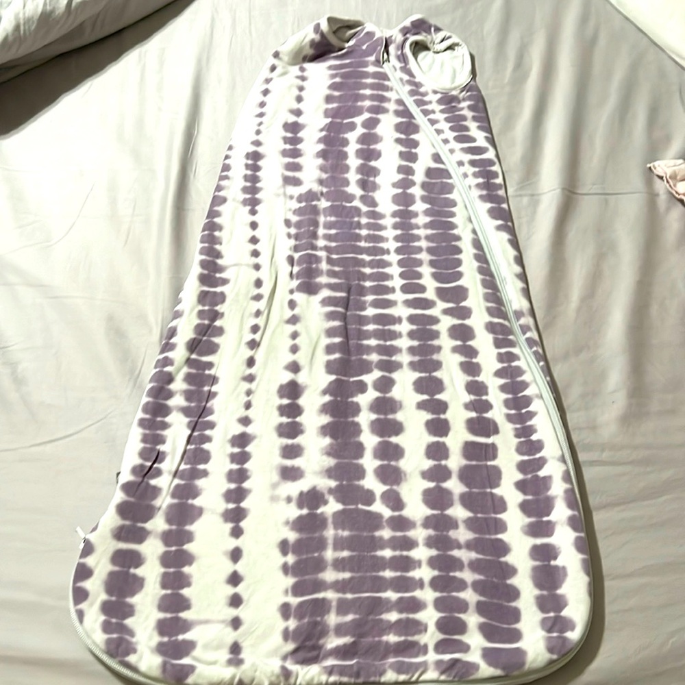 Kyte baby purple /white tie dye sleep sack